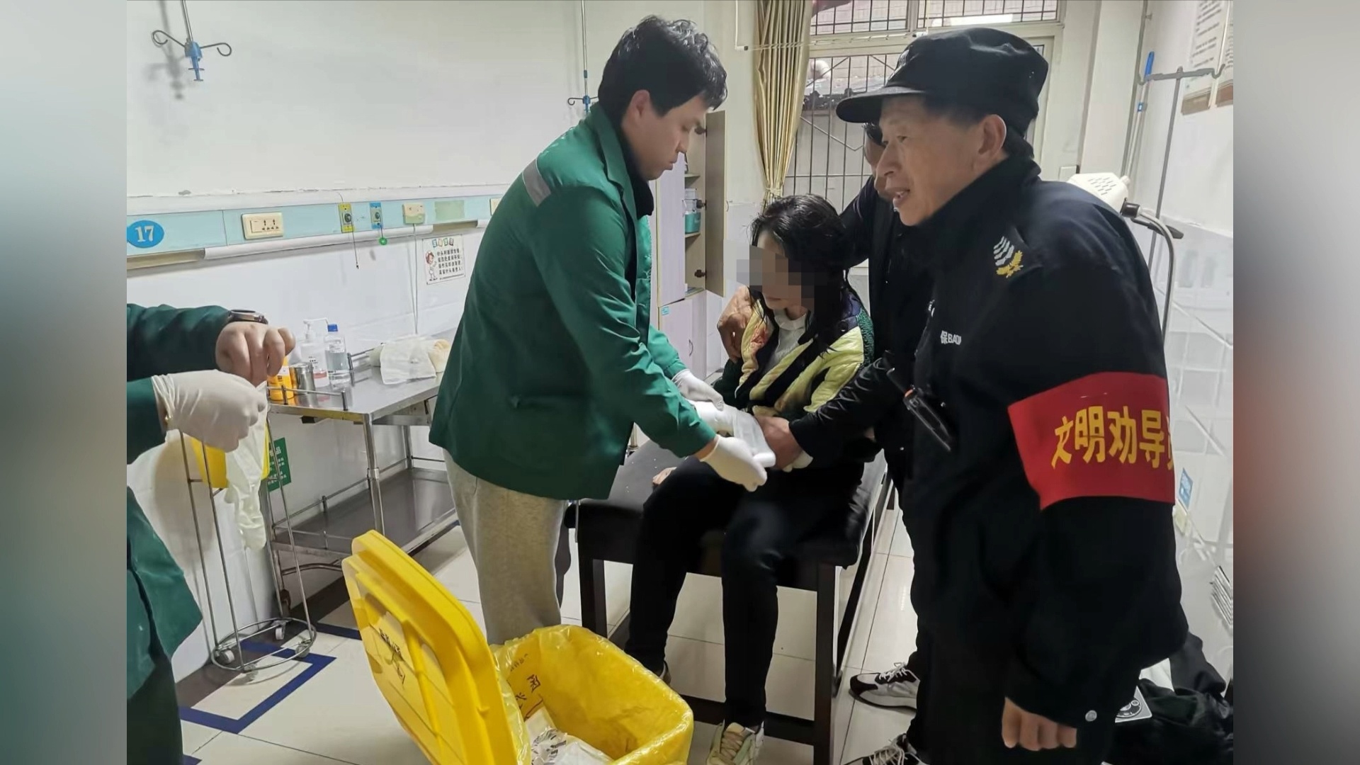 落水者因及时送医，脱离了危险。万州区望江公园供图