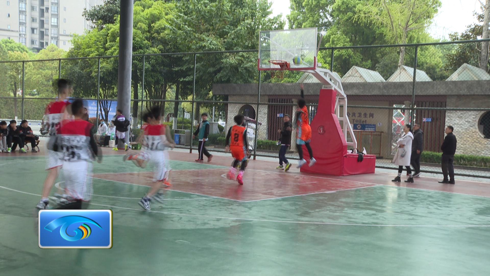 奔跑吧少年！合川区中小学生篮球比赛开赛