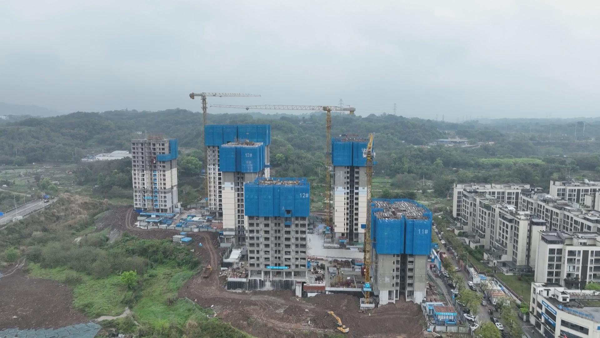 鹿角安置房项目6栋楼封顶