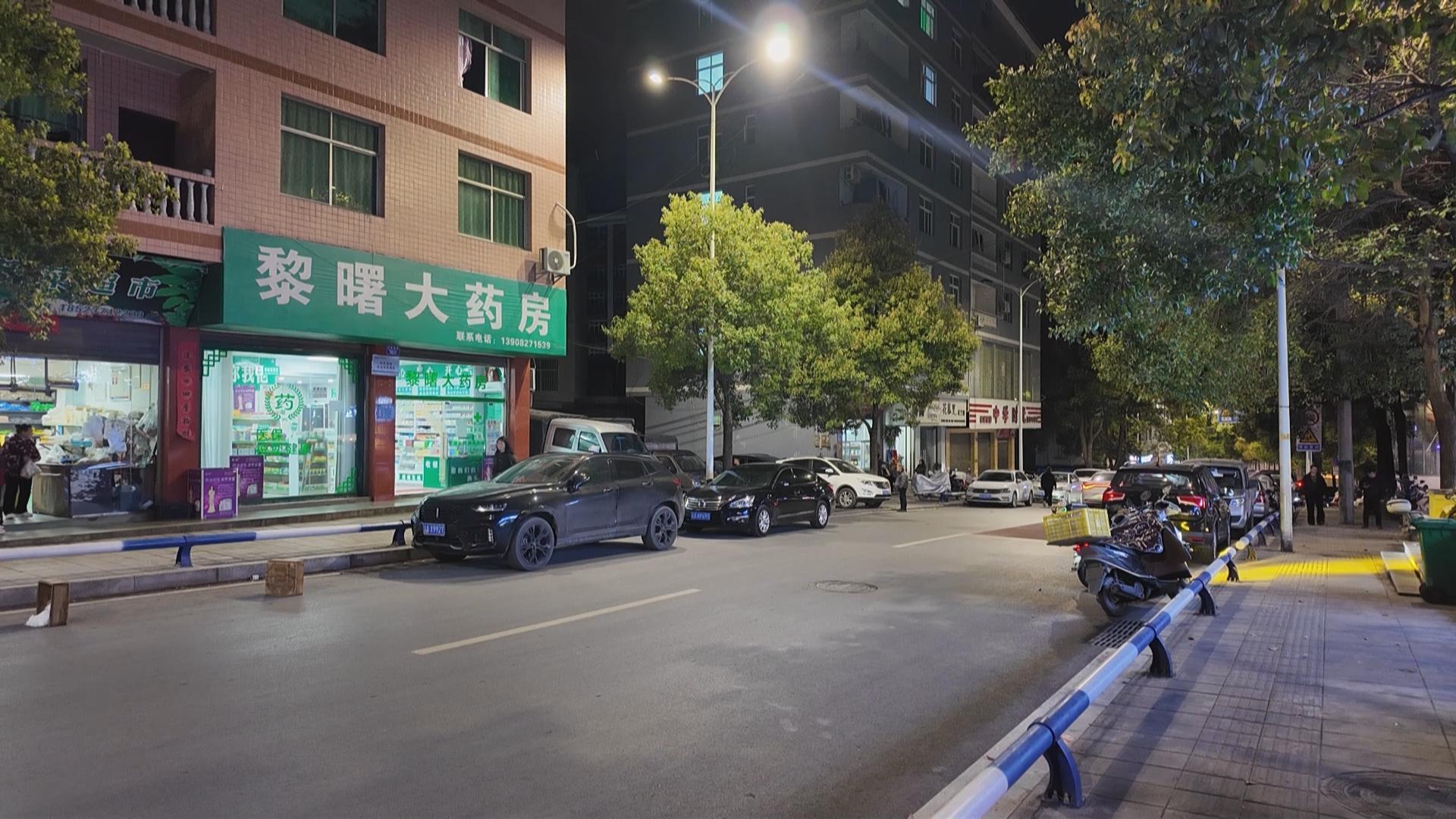 【今日关注】公共通道长期被阻 居民盼整改