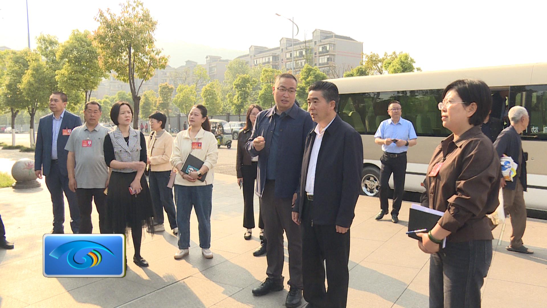 区十八届人大常委会开展第二十三次“主任接待日”活动