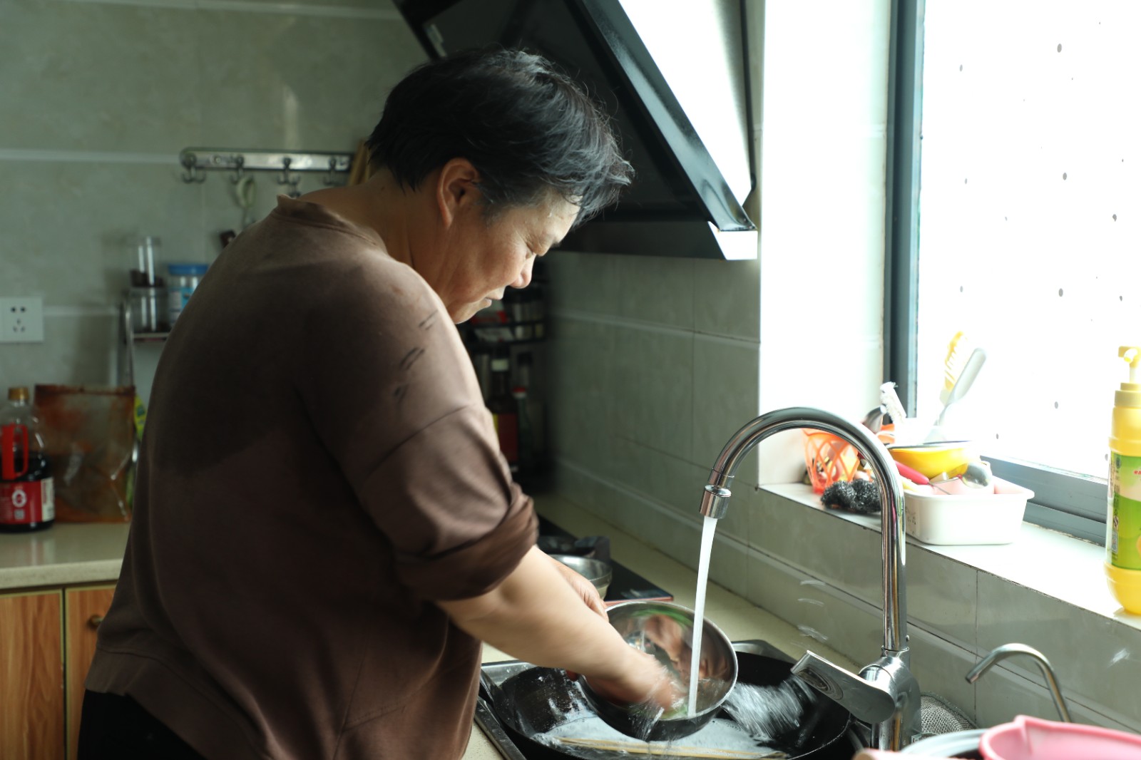 部分村民家中已更换新的自来水管网。拍摄：吴建华.JPG