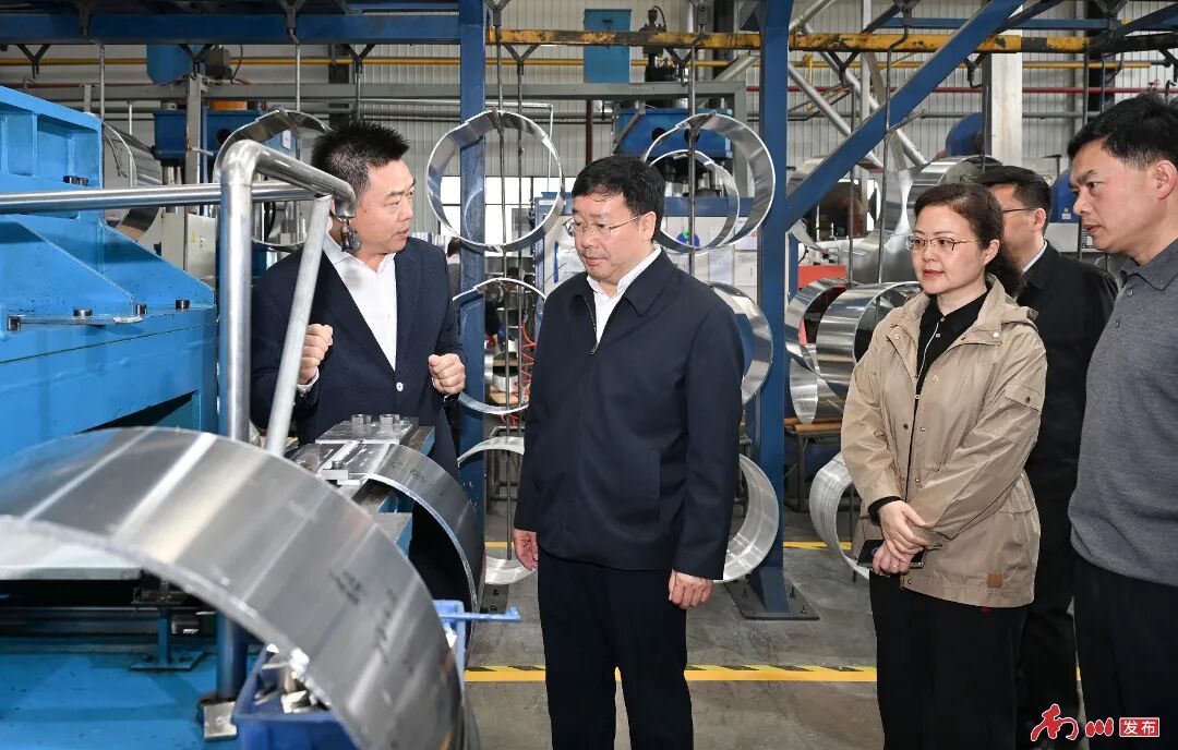 马奇柯调研全区特色产业发展工作