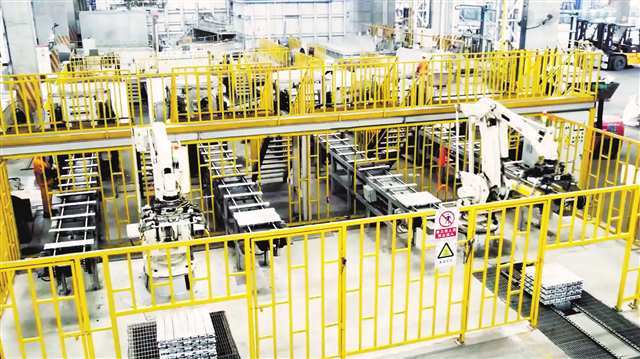 重庆剑涛铝业生产车间。（受访者供图）