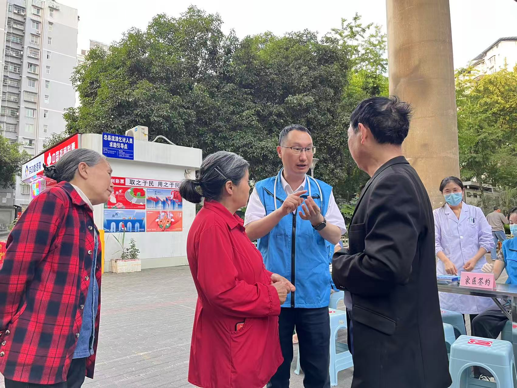 普及“主动健康”理念。拍摄:吴建华.jpg