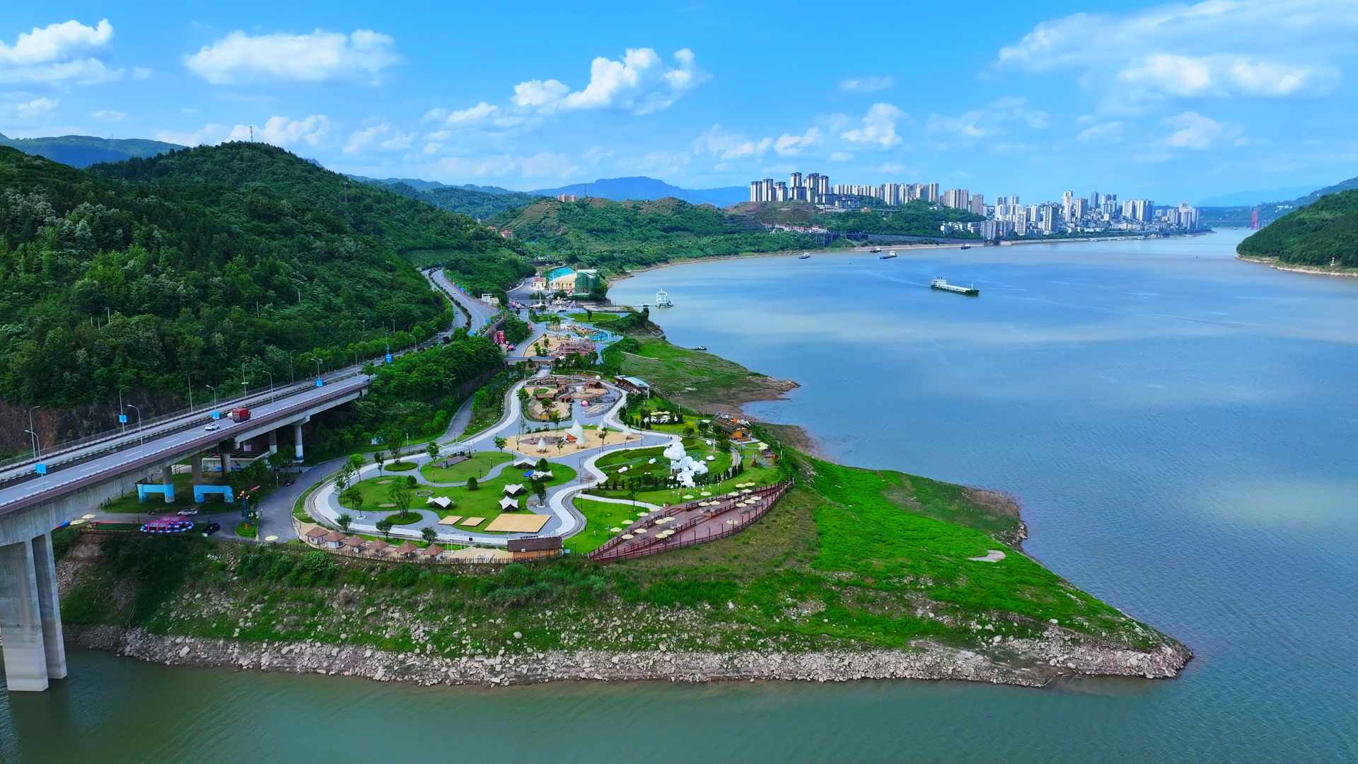 忠州渡全景。刘超 摄.png