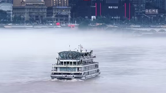 南滨路再现海棠烟雨奇观！